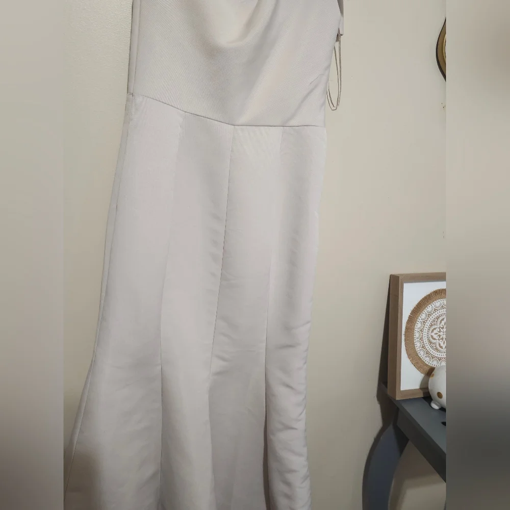 Amsale Cream One-Shoulder Dress